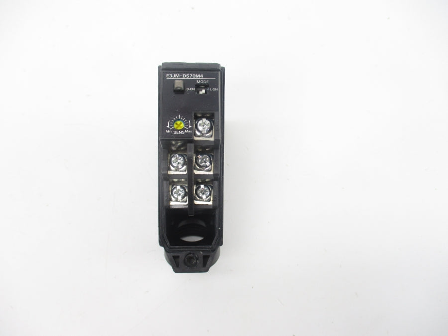 OMRON E3JM-DS70M4 24-240VAC NSMP