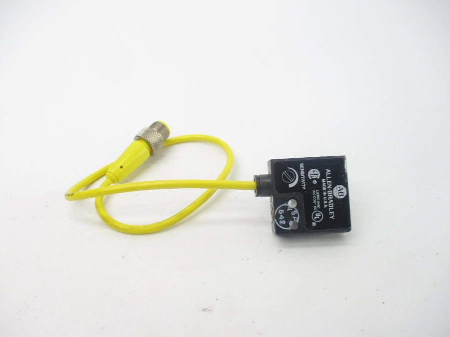 INDUSTRIAL SPARE PART 42SMU-7261-QD SER. B 11-28VDC (BK/YL) NSMP