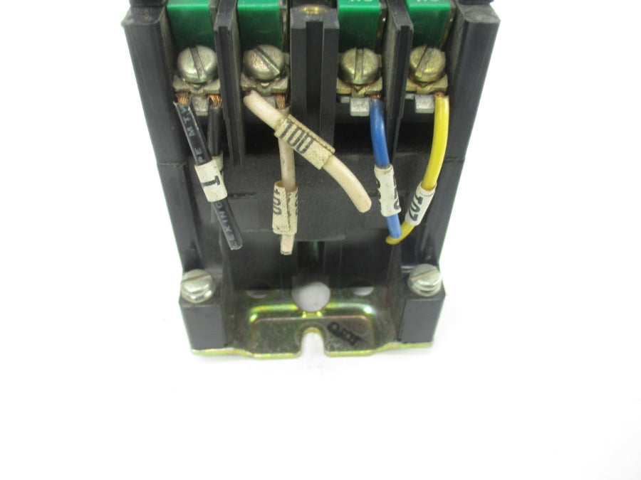 INDUSTRIAL SPARE PART 700-R220A1 SER. B 110/115-120V 30A UNMP