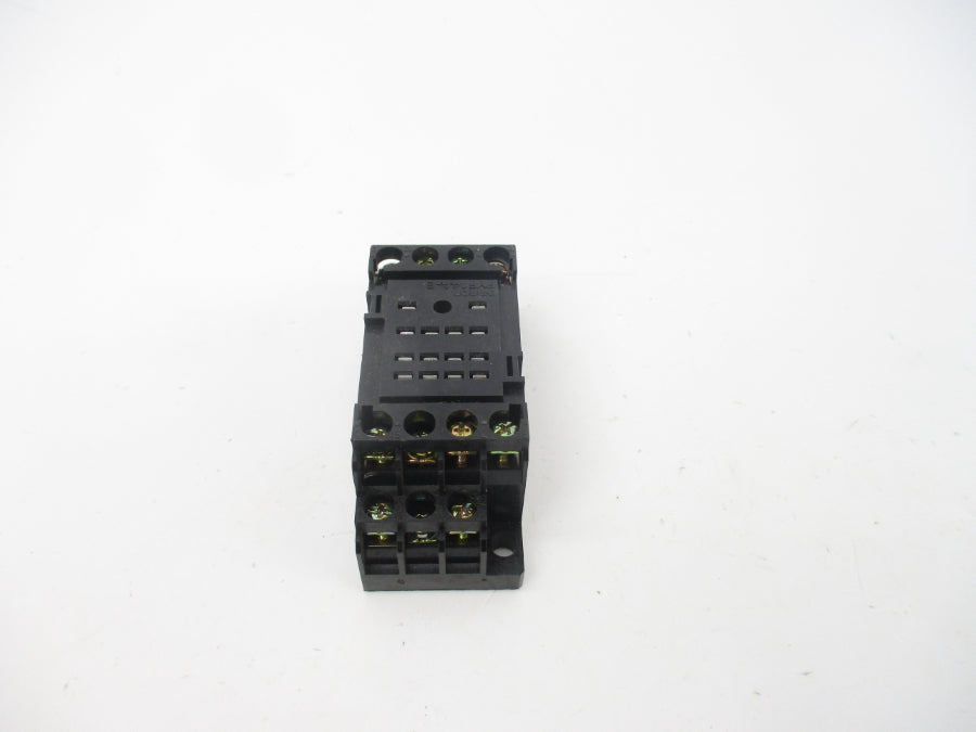 OMRON PYF14.A-E 250VAC 5A NSNP