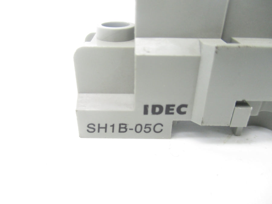 IDEC SH1B-05C 300V 10A UNMP