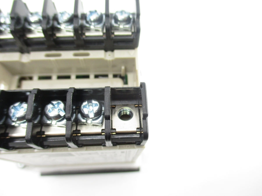 OMRON E5CSV-R1KJ-W 250VAC 1A UNMP