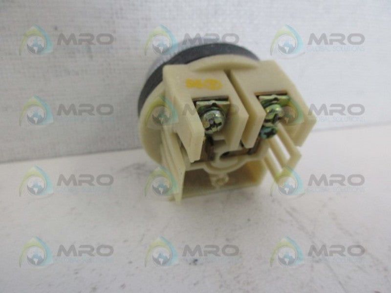 FUJI ELECTRIC AH30 ZMWE COMMAND SWITCH NSMP
