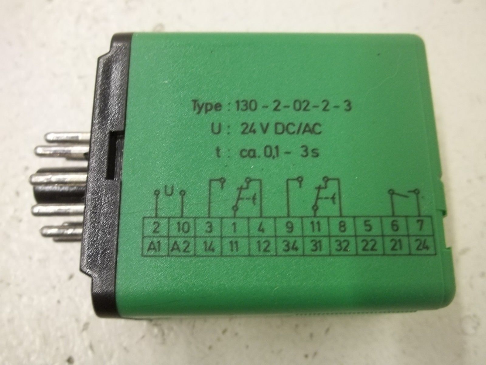 KUHNKE 130-2-02-2-3 RELAY 24VDC/AC UNMP