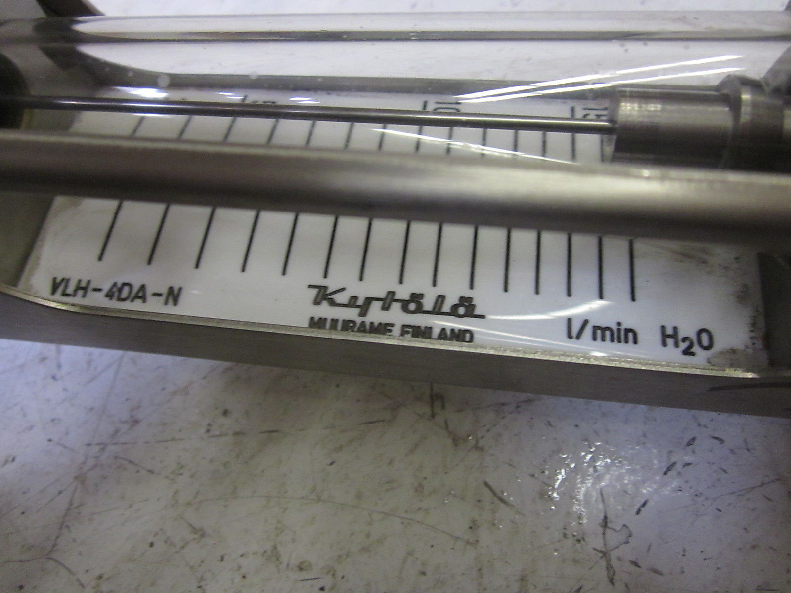 KYTSLE VLH-4DA-N 0-15 1/MIN H20 W/ 2914-N AS PICTURED UNMP