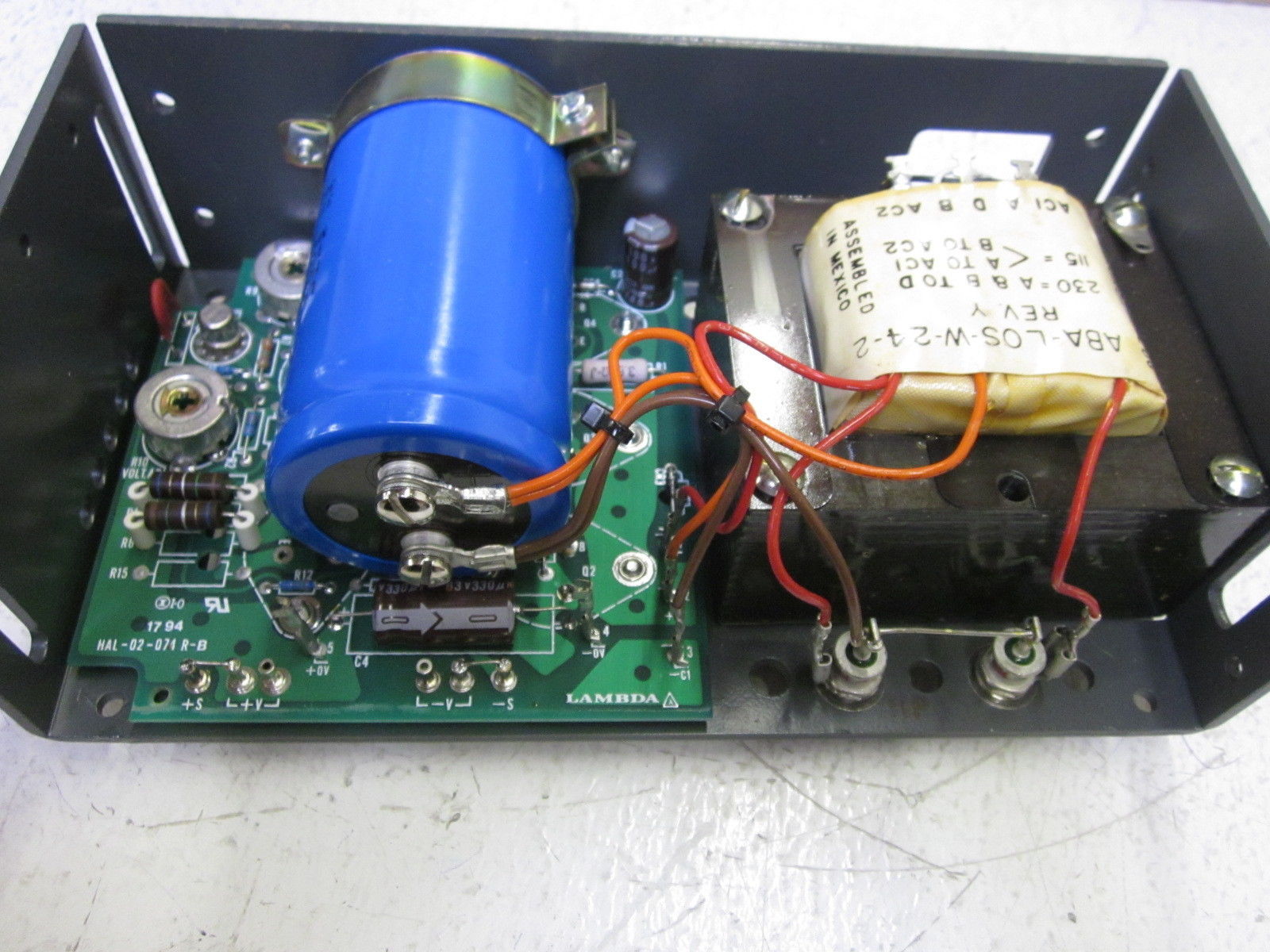 LAMBDA ELECTRONICS LOS-W-24 REGULATED POWER SUPPLY UNMP