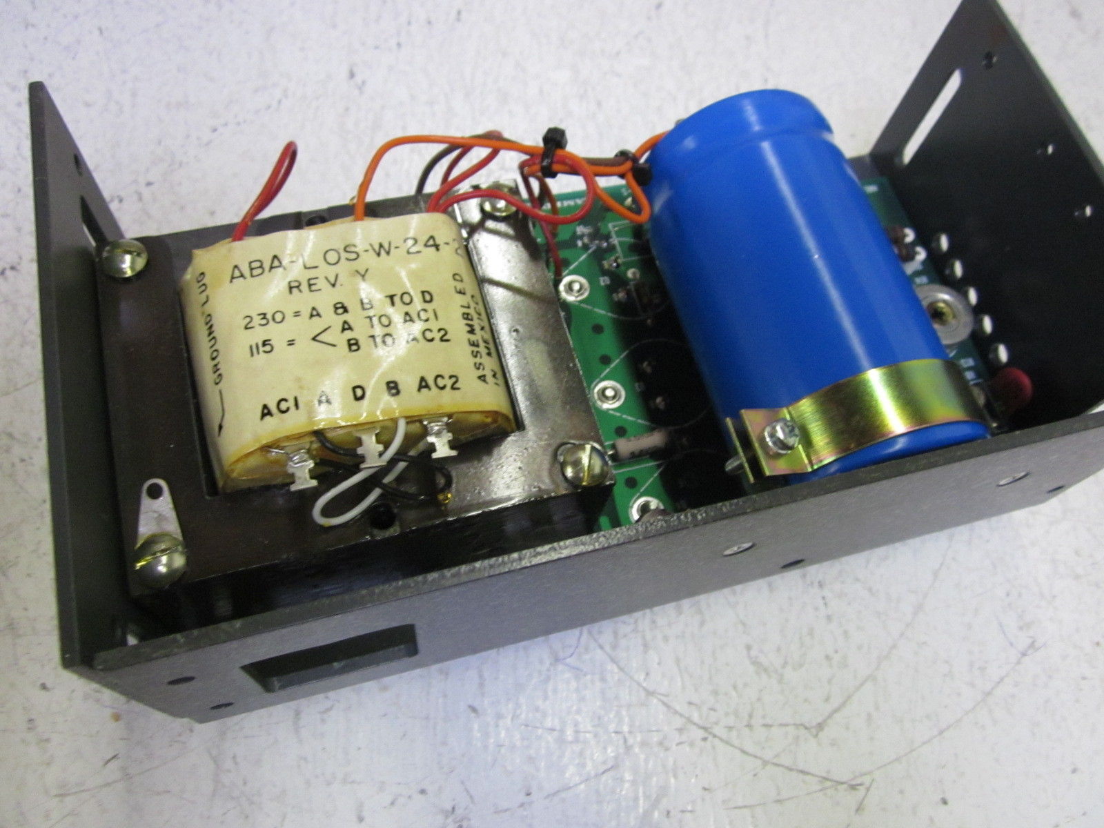 LAMBDA ELECTRONICS LOS-W-24 REGULATED POWER SUPPLY UNMP