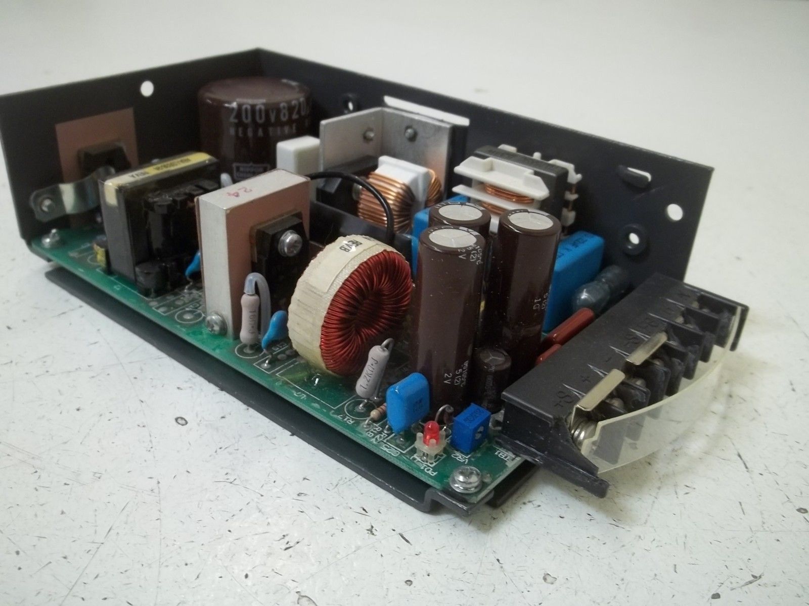 LAMBDA LSS-38-24 POWER SUPPLY NSNP