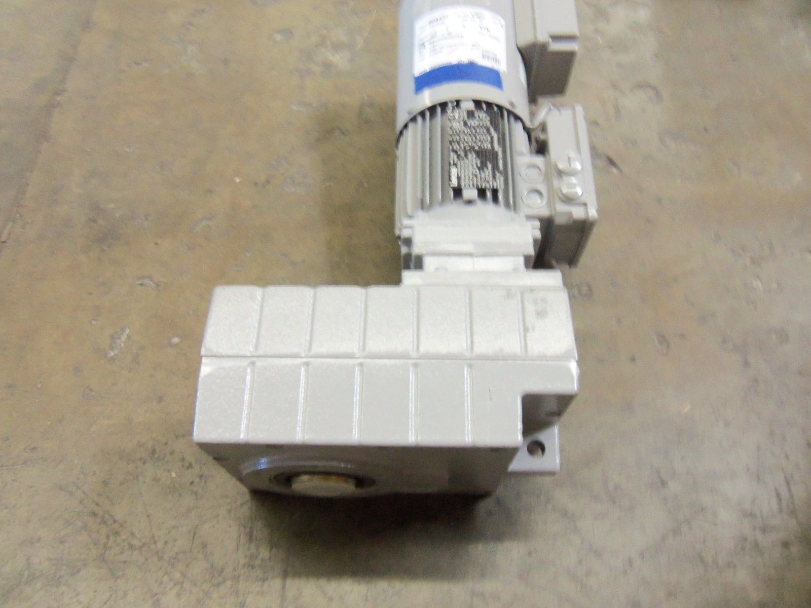 LENZE GFL05-3MHDR-071C32 MOTOR NSNP