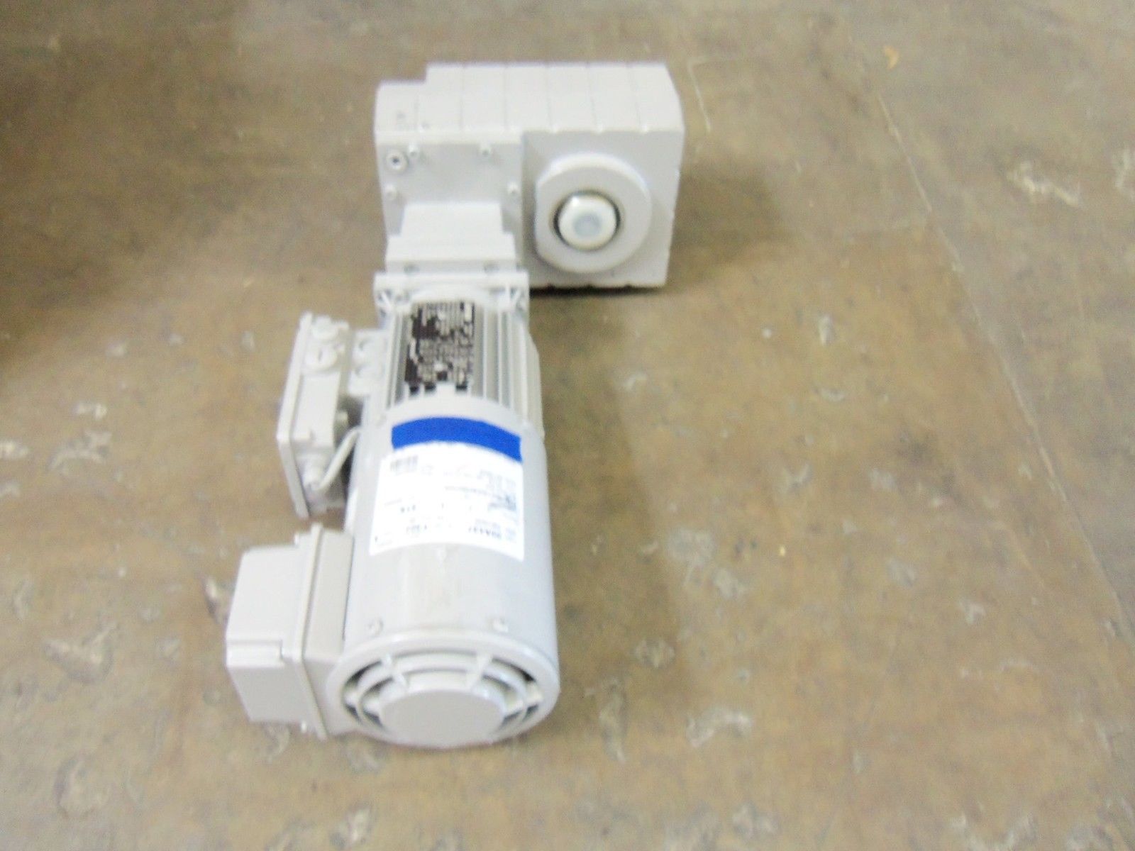 LENZE GFL05-3MHDR-071C32 MOTOR NSNP