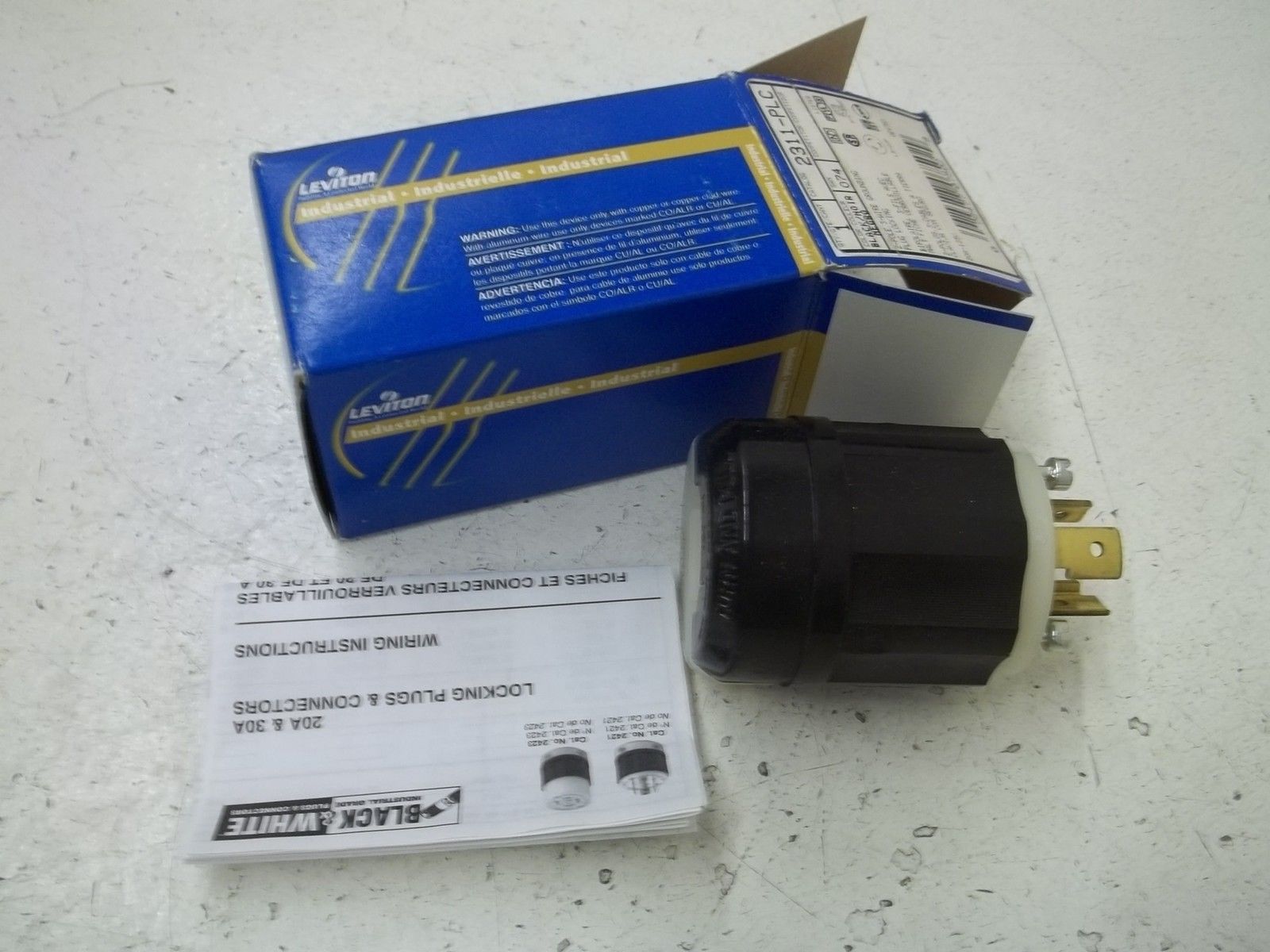 LEVITON 2311-PLC PLUG LOCKING NSMP