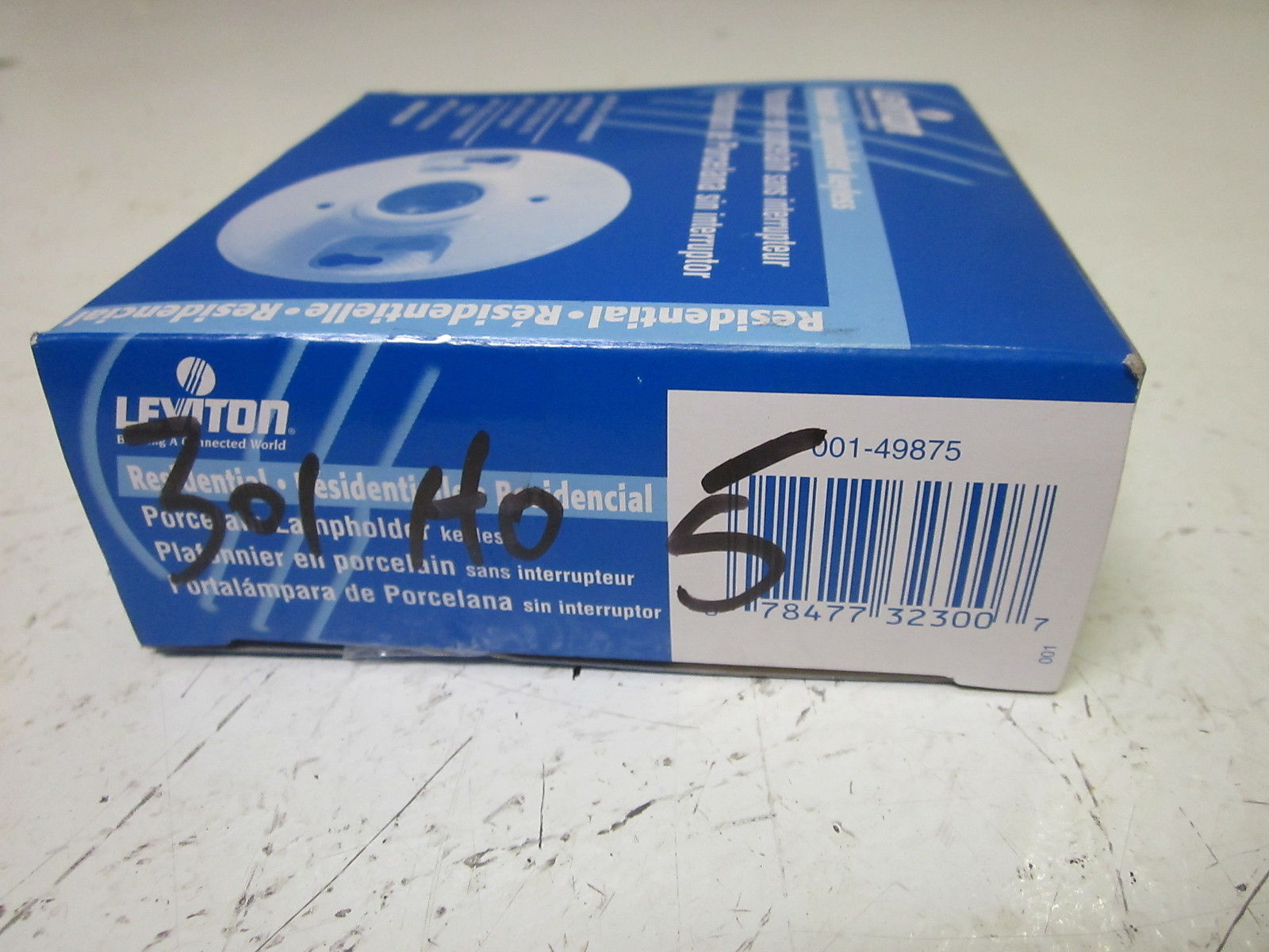 LEVITON 49875 LAMPHOLDER 660W 250V KEYLESS NSMP
