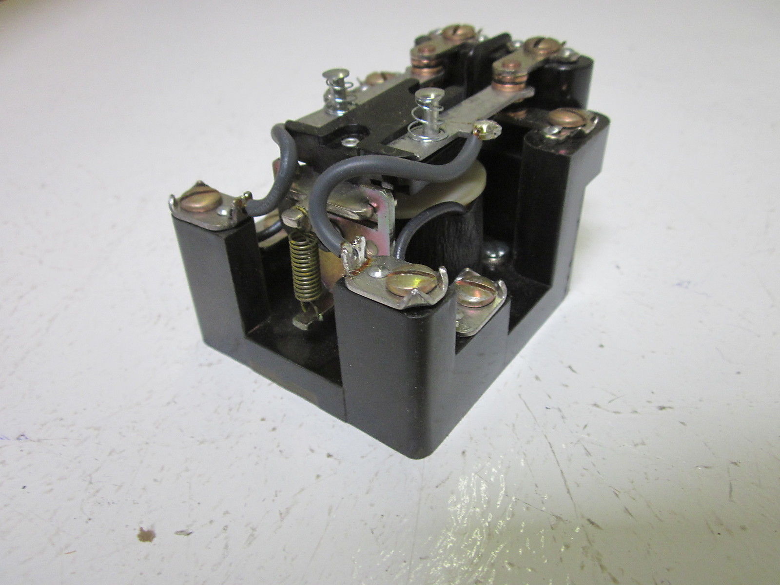 LINE ELECTRIC STA14A120 RELAY SWITCH 240V UNMP