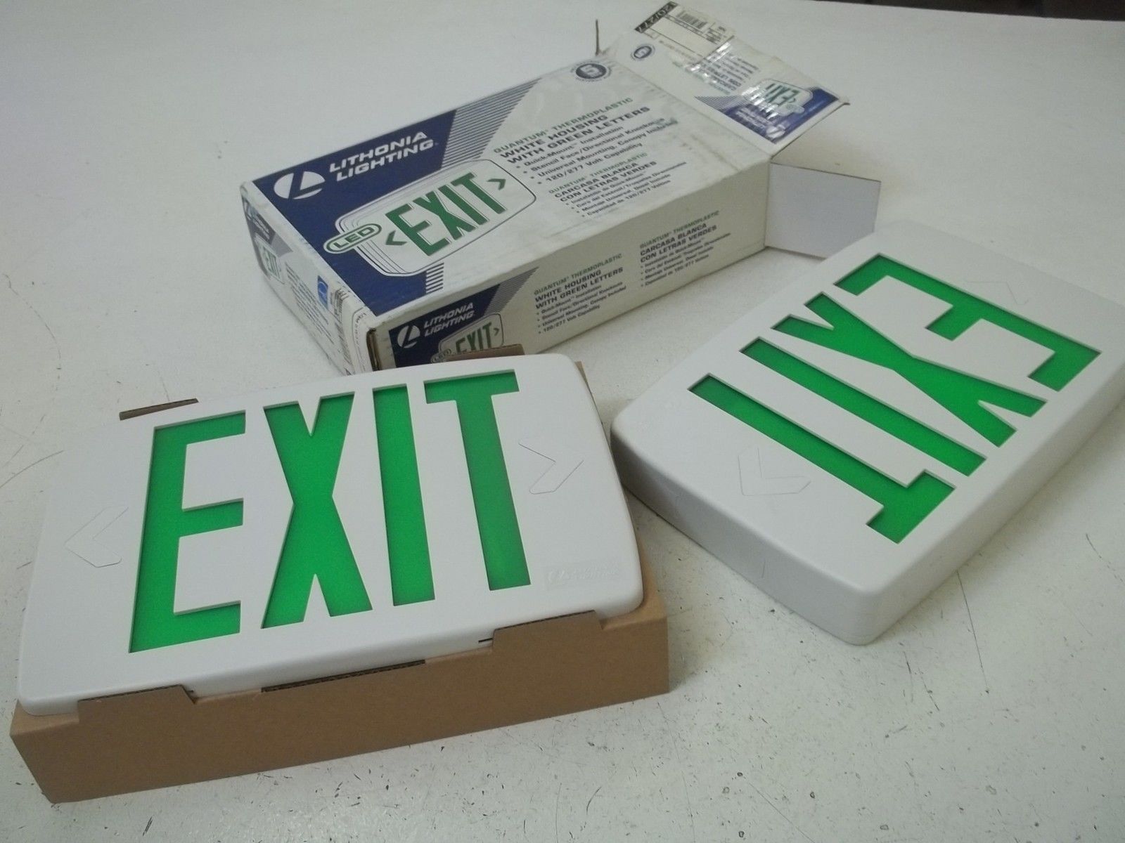 LITHONIA LIGHTING LQMSW3G120/277M6 EXIT SIGN GREEN LETTERS *NEW IN BOX*