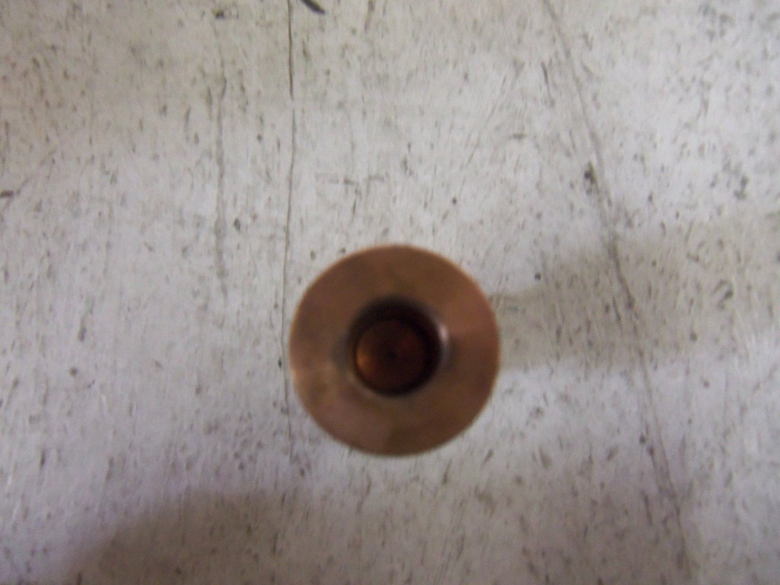 LOT OF 100 CADI W-PN-U2M-1240 STRAIGHT CAP NSMP