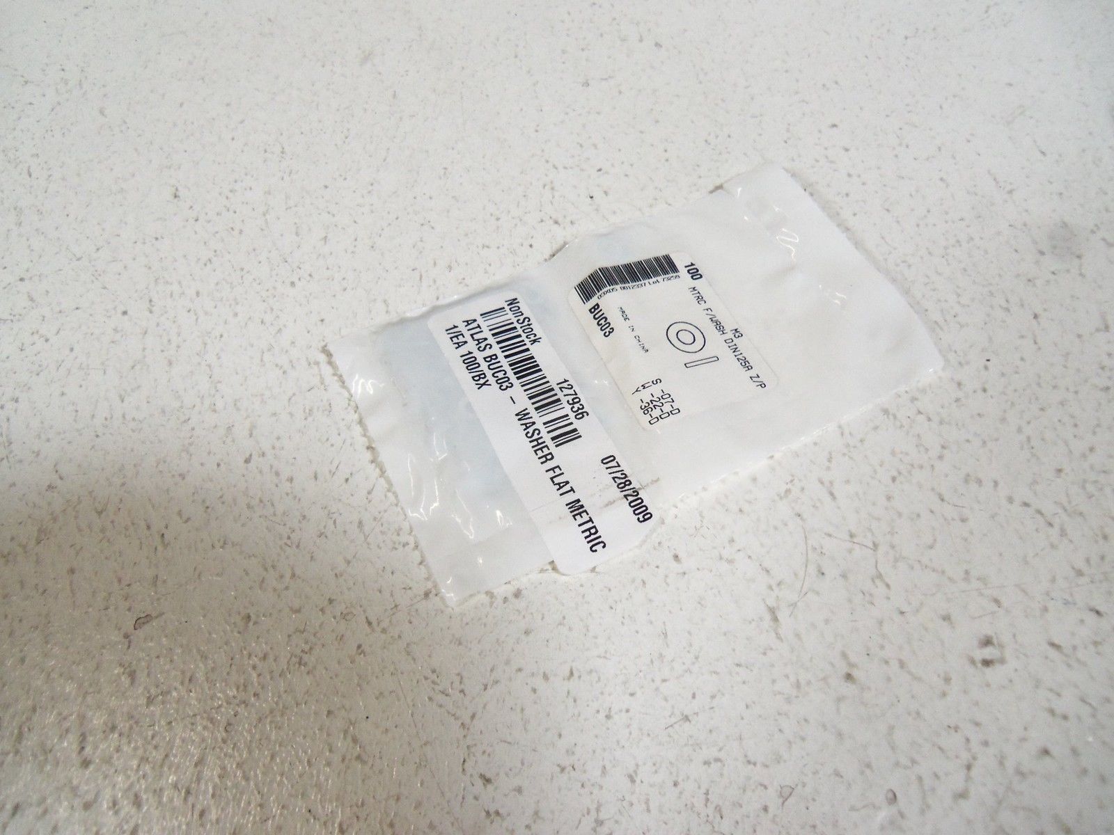 LOT OF 100 WASHER FLAT METRIC M3 BUC03 NSMP