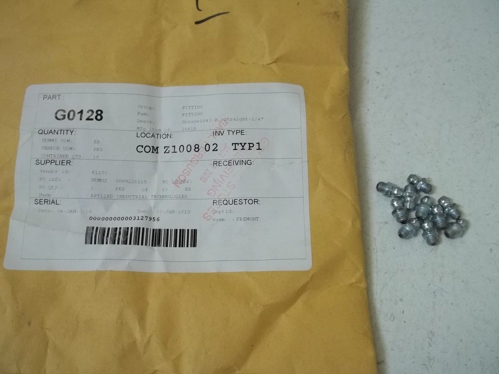 LOT OF 10 1641B FITTING, STRAIGHT 1/4" NSNP