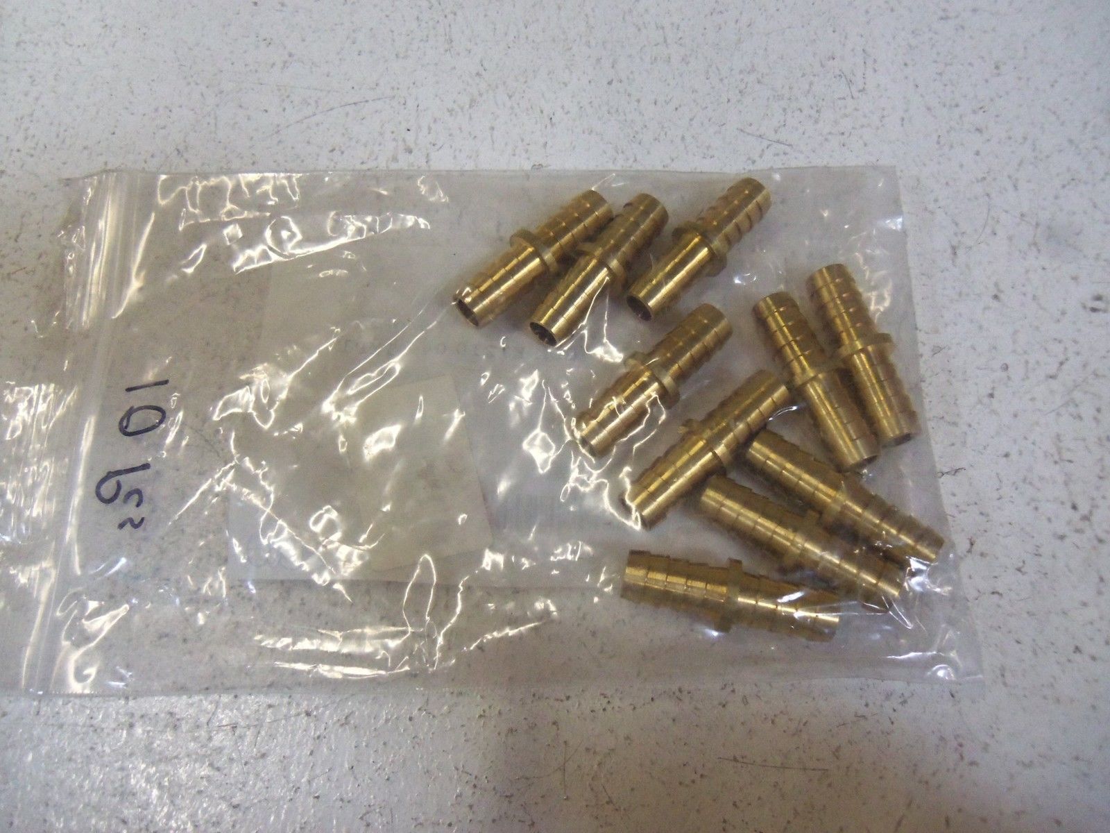 LOT OF 10 BRASS BARDED 1/2" FITTING HOSE DIXBM-4 NSNP