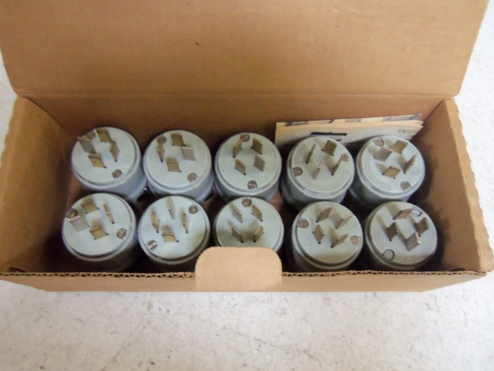 LOT OF 10 CROUSE-HINDS 7251N PLUG NSMP