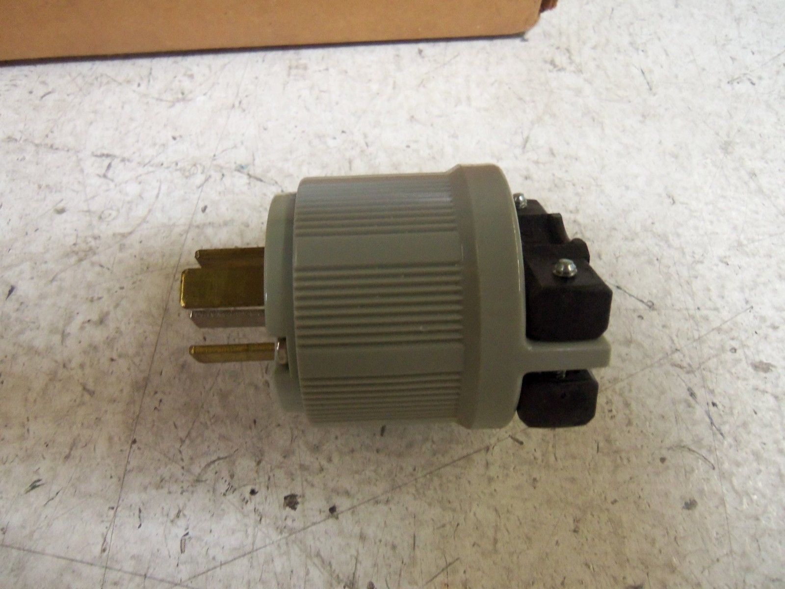 LOT OF 10 CROUSE-HINDS 7251N PLUG NSMP