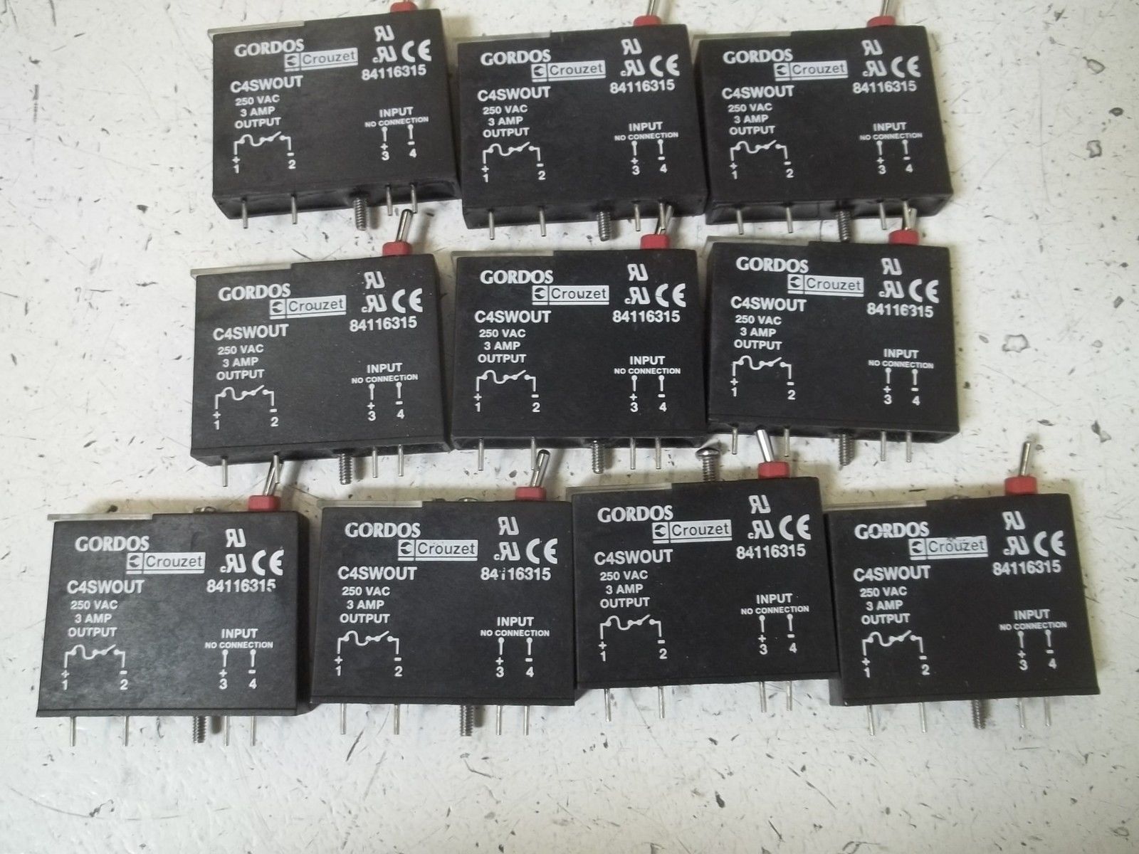 LOT OF 10 GORDOS C4SWOUT MODULE 250VAC 3AMP NSNP