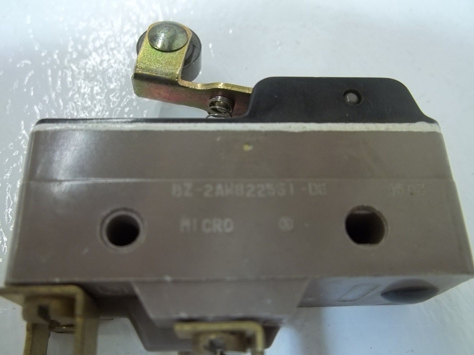 LOT OF 10 MICROSWITCH BZ-2AW822551-D6 LIMIT SWITCH UNMP