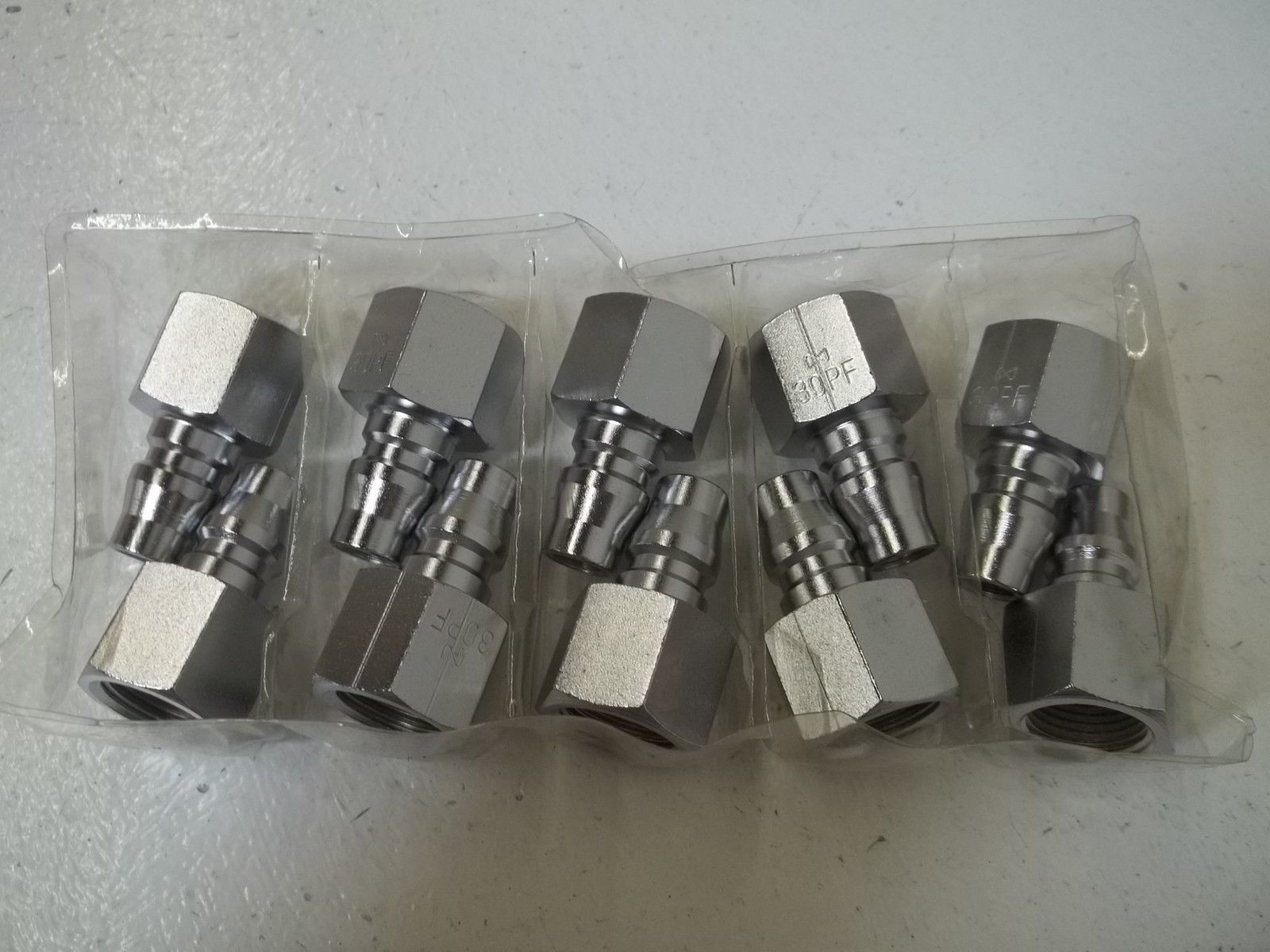 LOT OF 10 NITTO 30PF HI-COUPLER PLUGNSMP