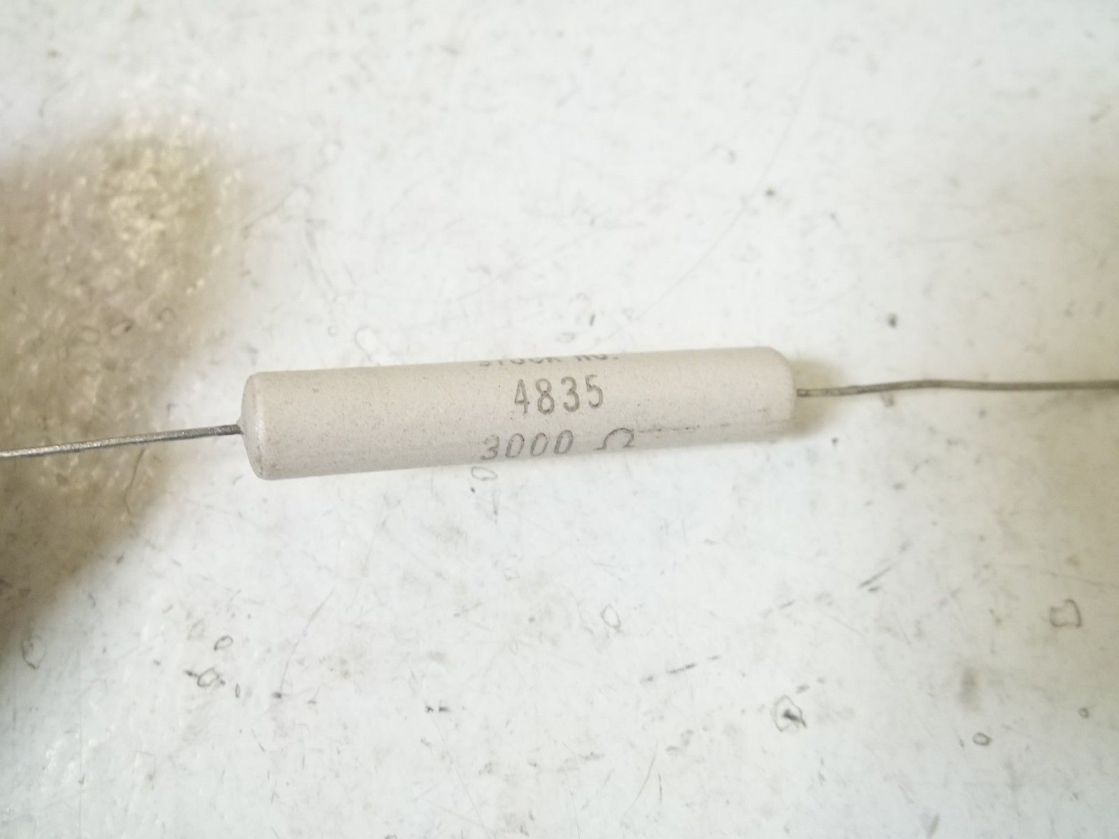 LOT OF 10 OHIMTE 4835 AXIAL LEAD RESISTOR 11WATTS 3000OHMS NSMP