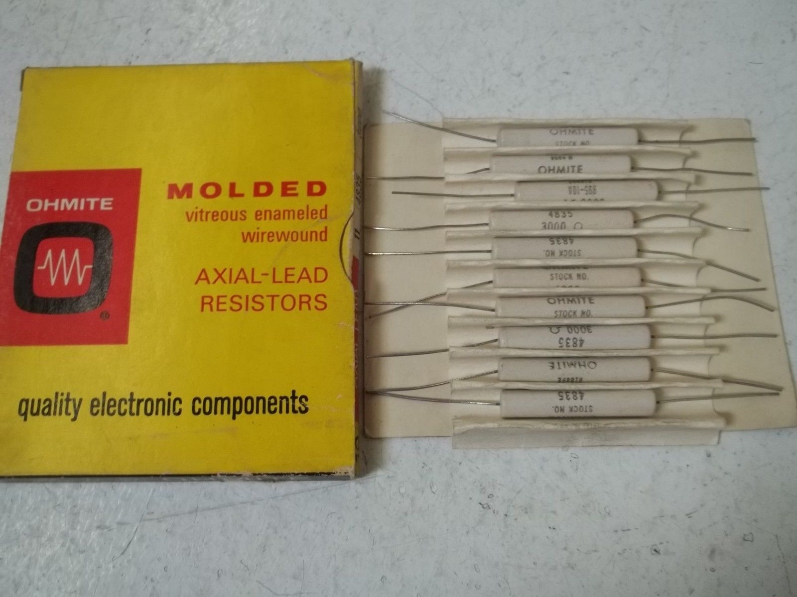 LOT OF 10 OHIMTE 4835 AXIAL LEAD RESISTOR 11WATTS 3000OHMS NSMP