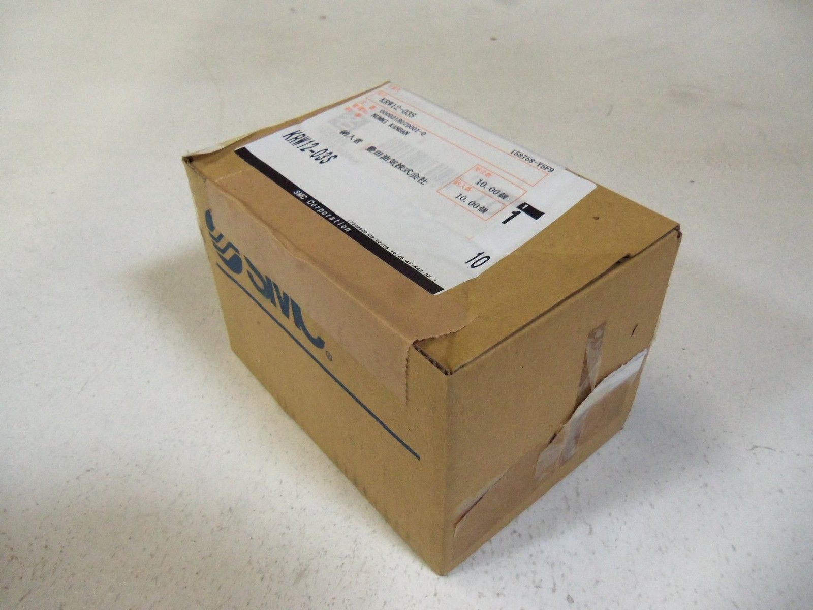 LOT OF 10 SMC FITTINGS KRW12-03S NSFS