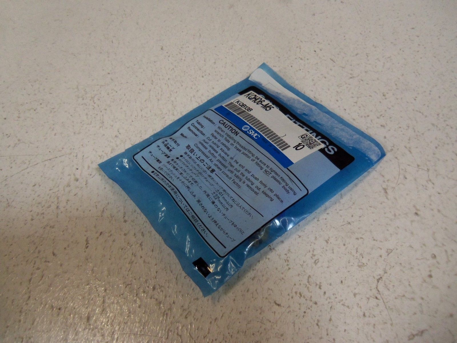 LOT OF 10  SMC FITTINGS KQH06-M5 NSMP