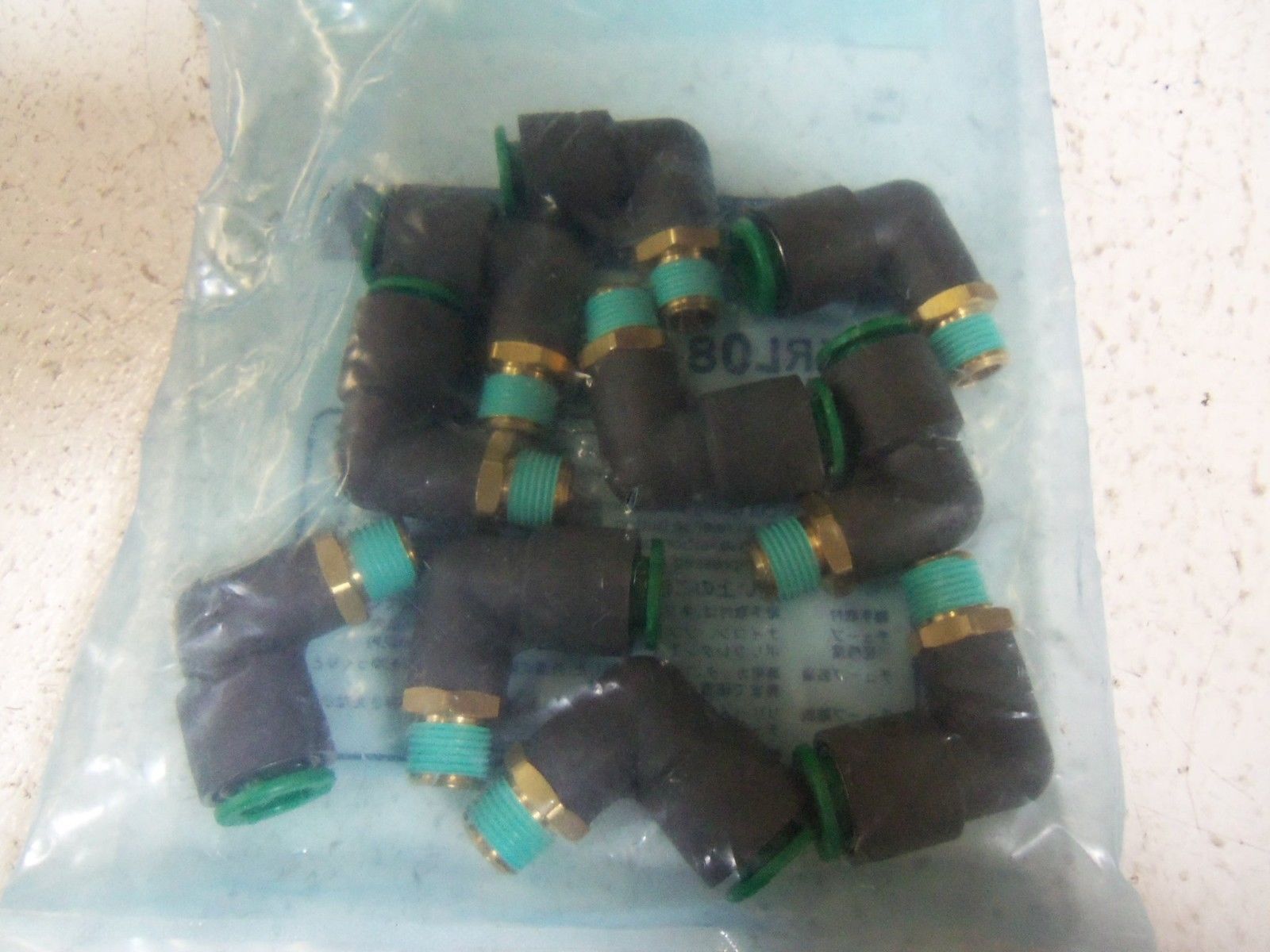 LOT OF 10 SMC FITTINGS KRL08-01S NSMP