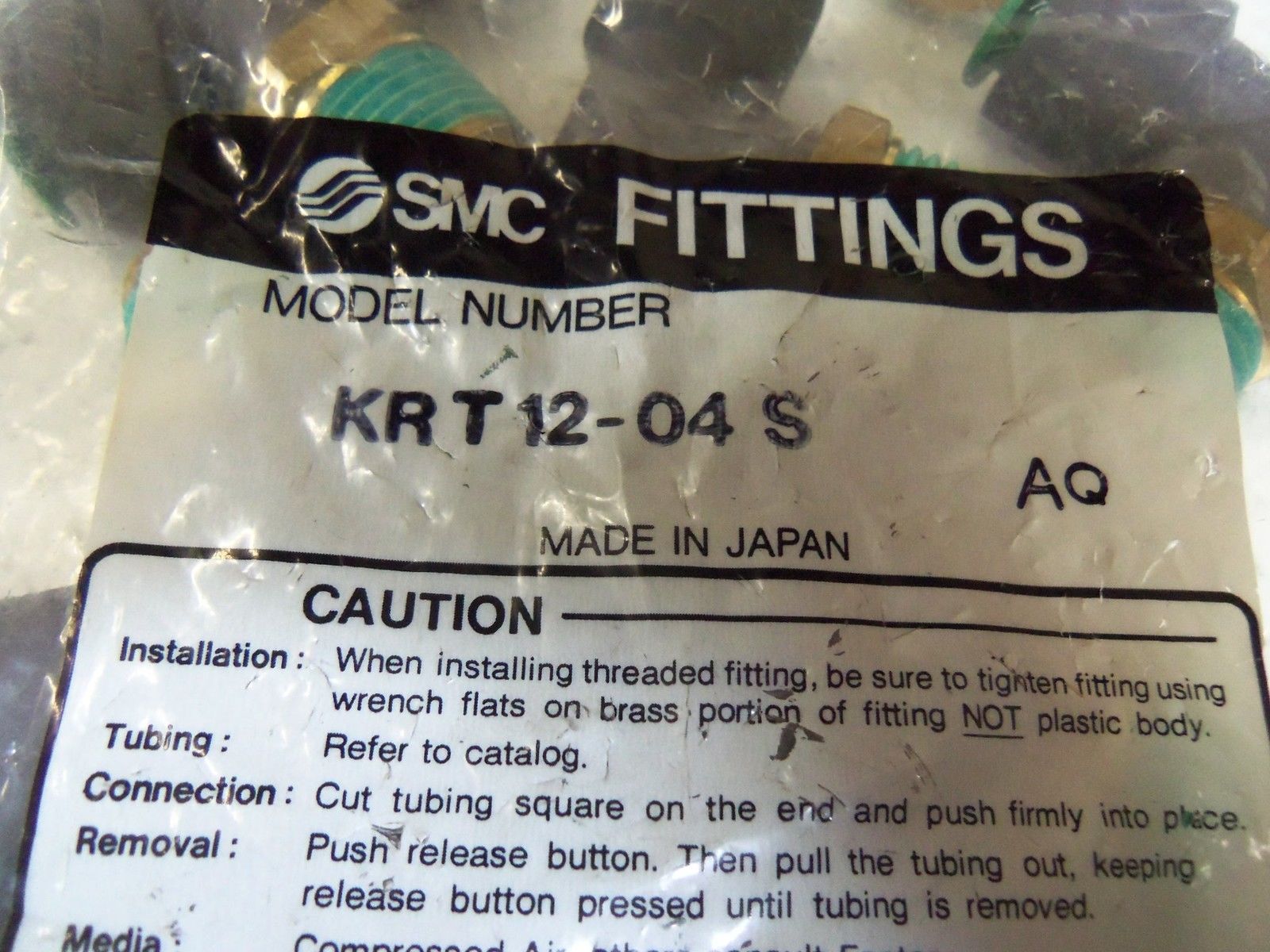 LOT OF 10  SMC FITTINGS KRT12-04S NSMP