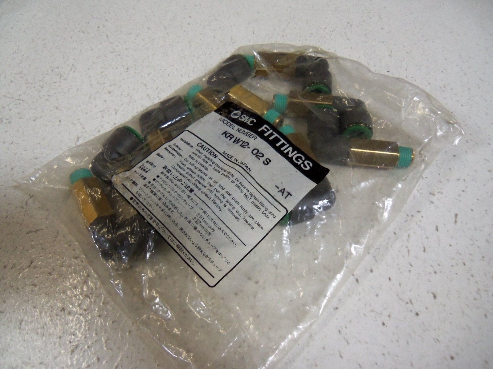 LOT OF 10 SMC FITTINGS KRW12-02S NSMP