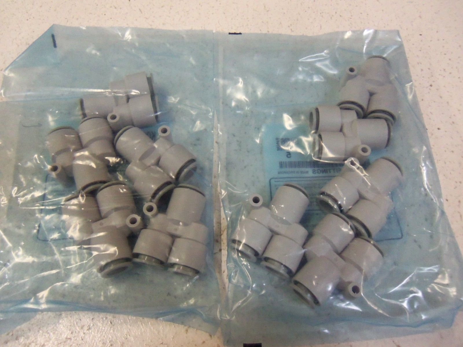 LOT OF 10 SMC FITTINGS KQ2U12-00 NSNP IN FACTORY  BAG