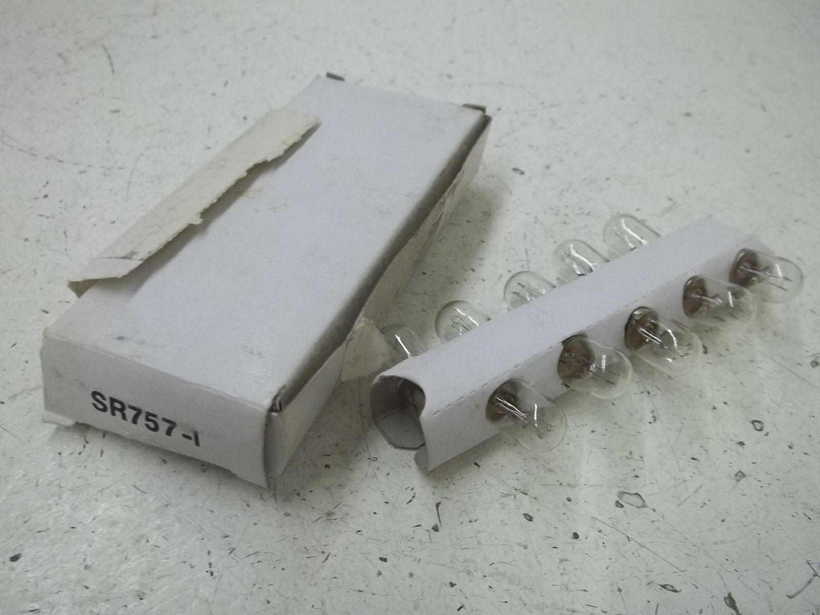 LOT OF 10 SR757-I MINIATURE LAMPS NSMP