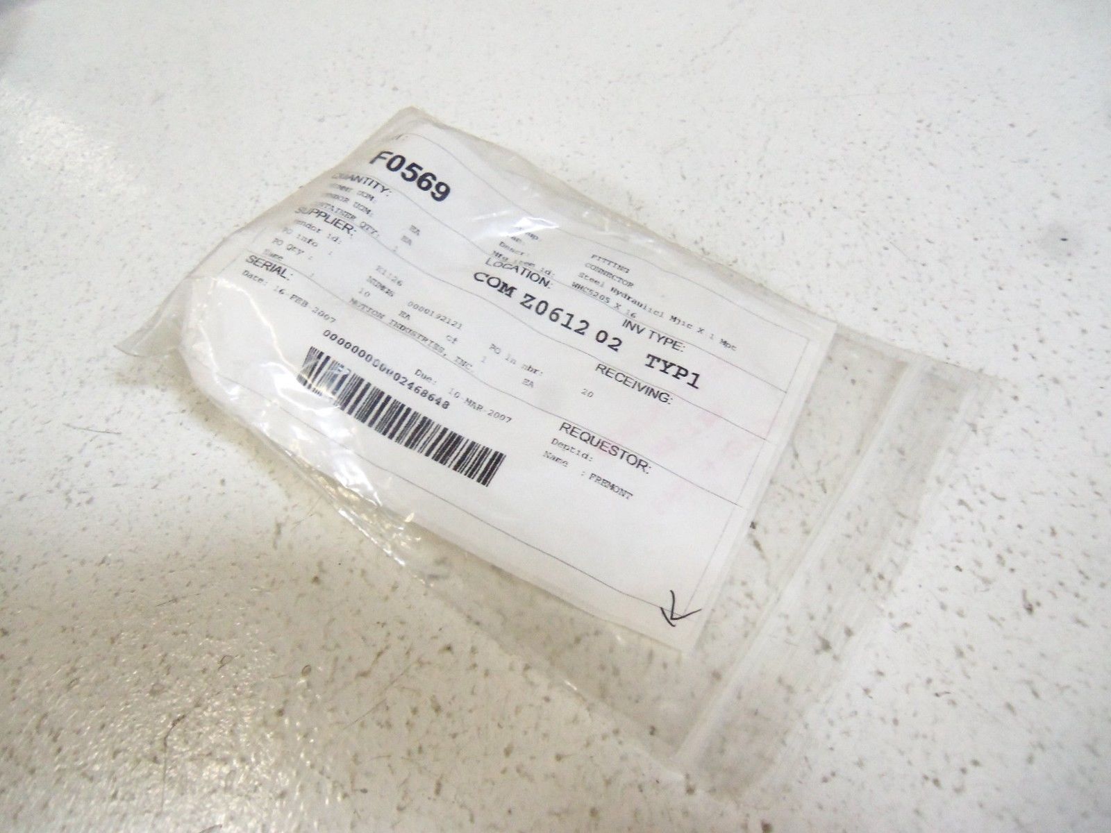 LOT OF 11 STEEL HYDRAULIC FITTING WHC5205 X 16 NSNP