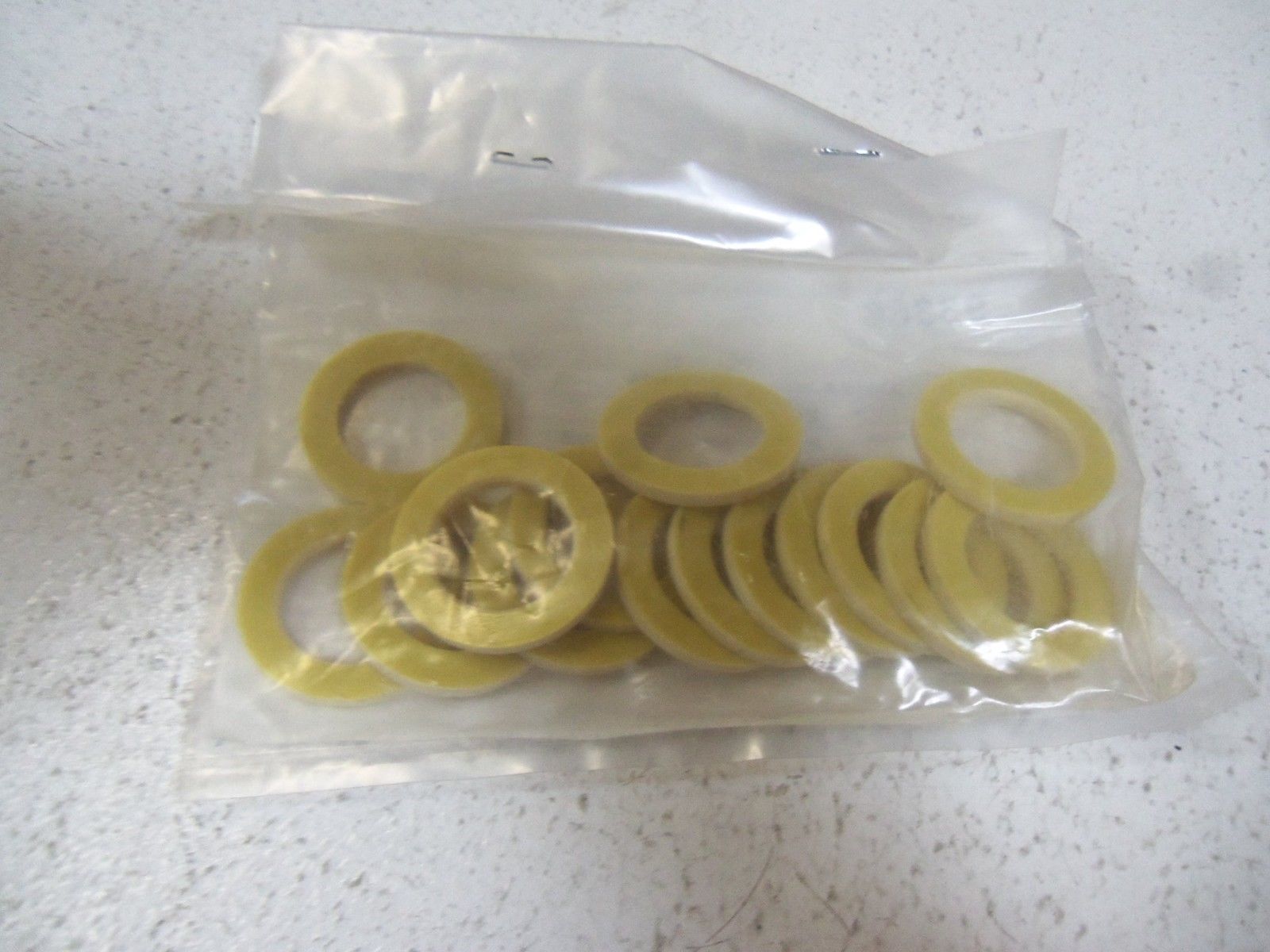 LOT OF 15 INSULATOR WASHER 4-408368 NSNP
