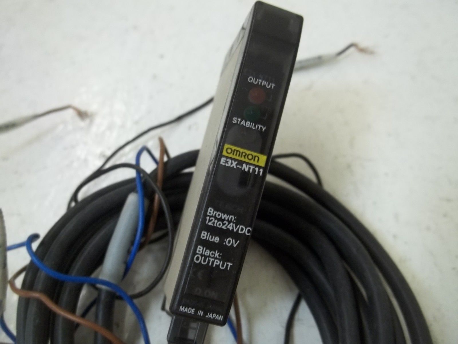 OMRON E3X-NT11 PHOTOELECTRIC SWITCH  UNMP
