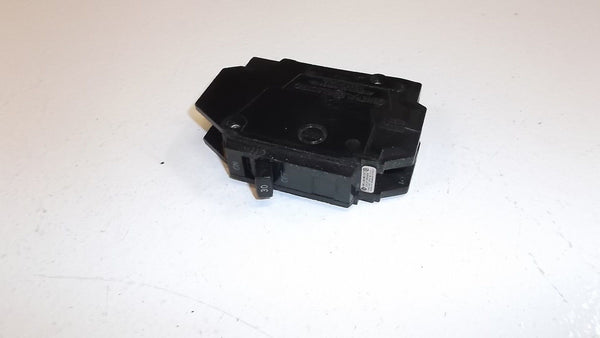 LOT OF 19 GENERAL ELECTRIC CIRCUIT BREAKER TO130 UNMP