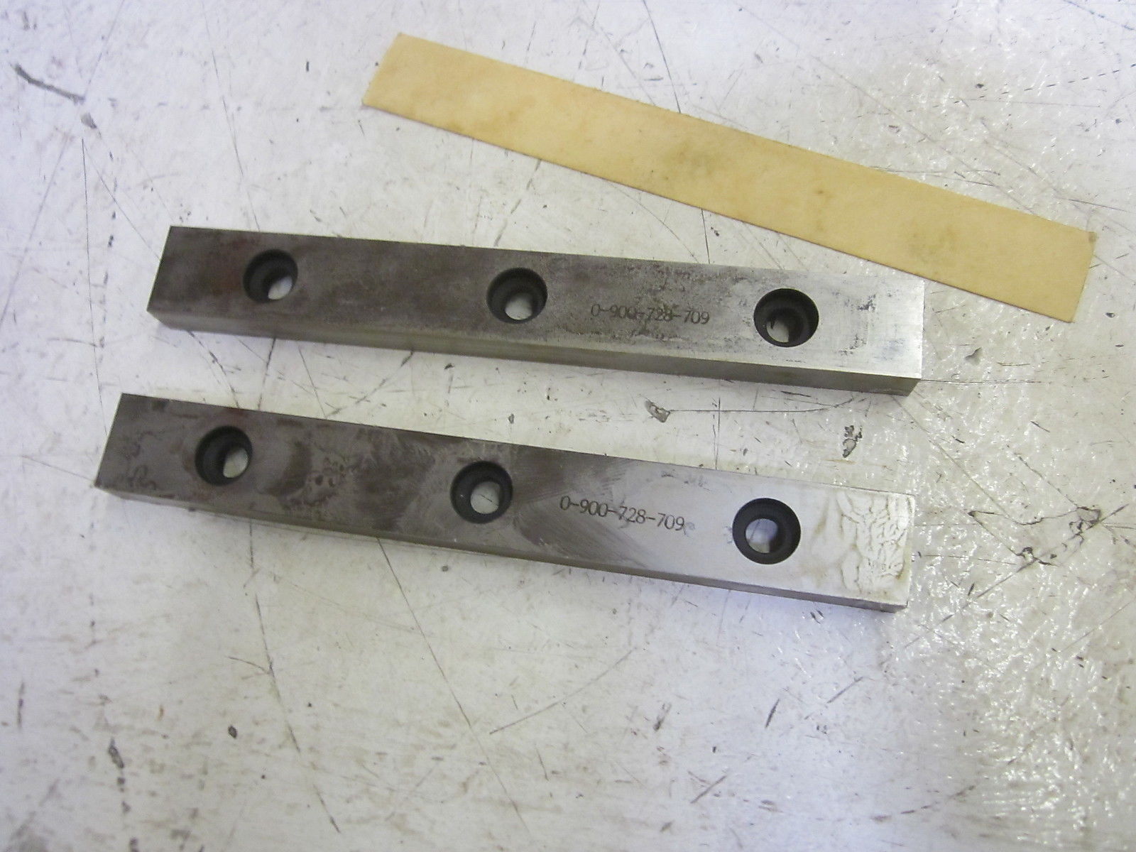 LOT OF 2  0-900-728-709 ROTARY KNIFE 140MM NSMP