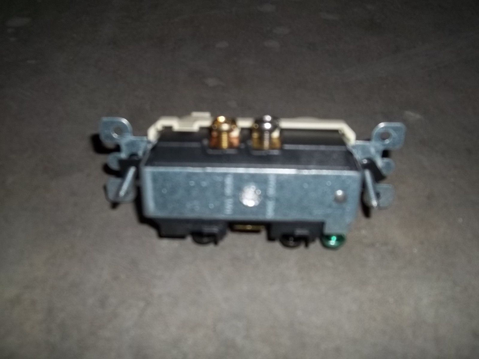 LOT OF 20 COOPER WIRING DEVICES 274V-BOX 1 POLE SWITCH  NSMP