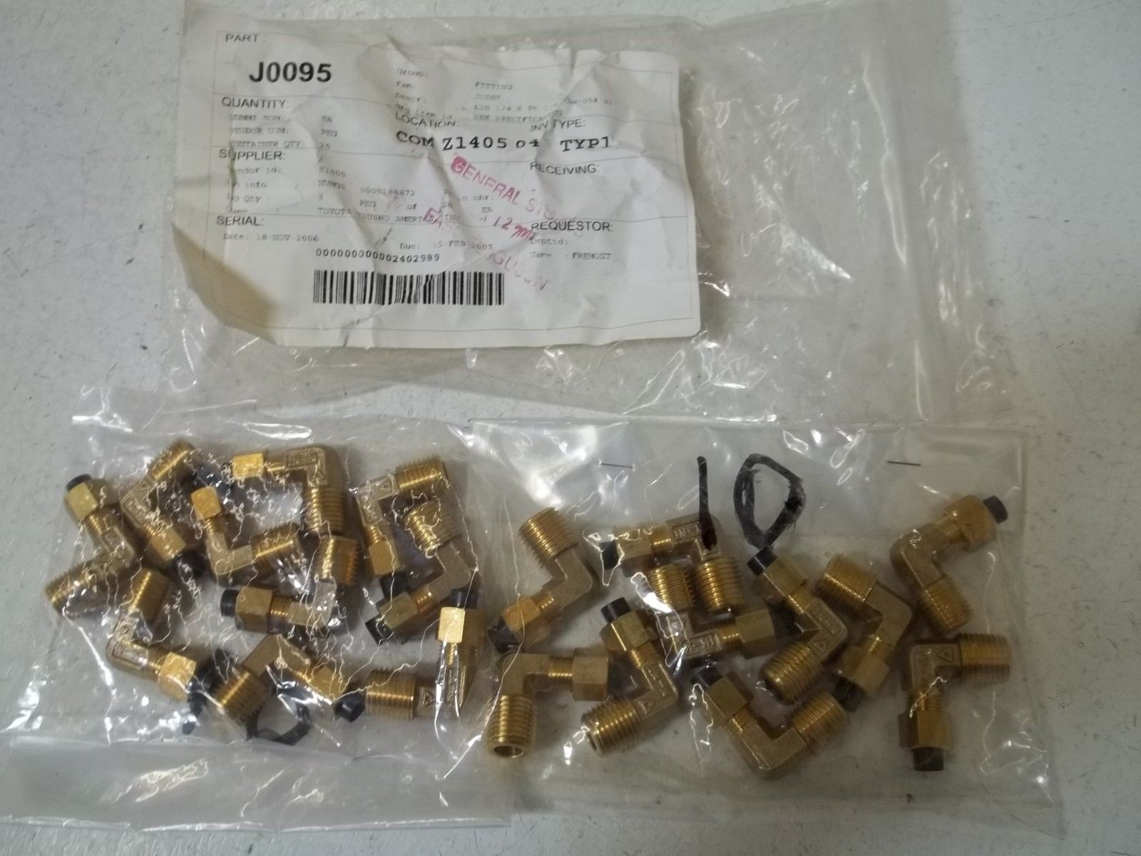 LOT OF 20 LIN1/4XPT1/4 JOINT, FITTINGS NSNP