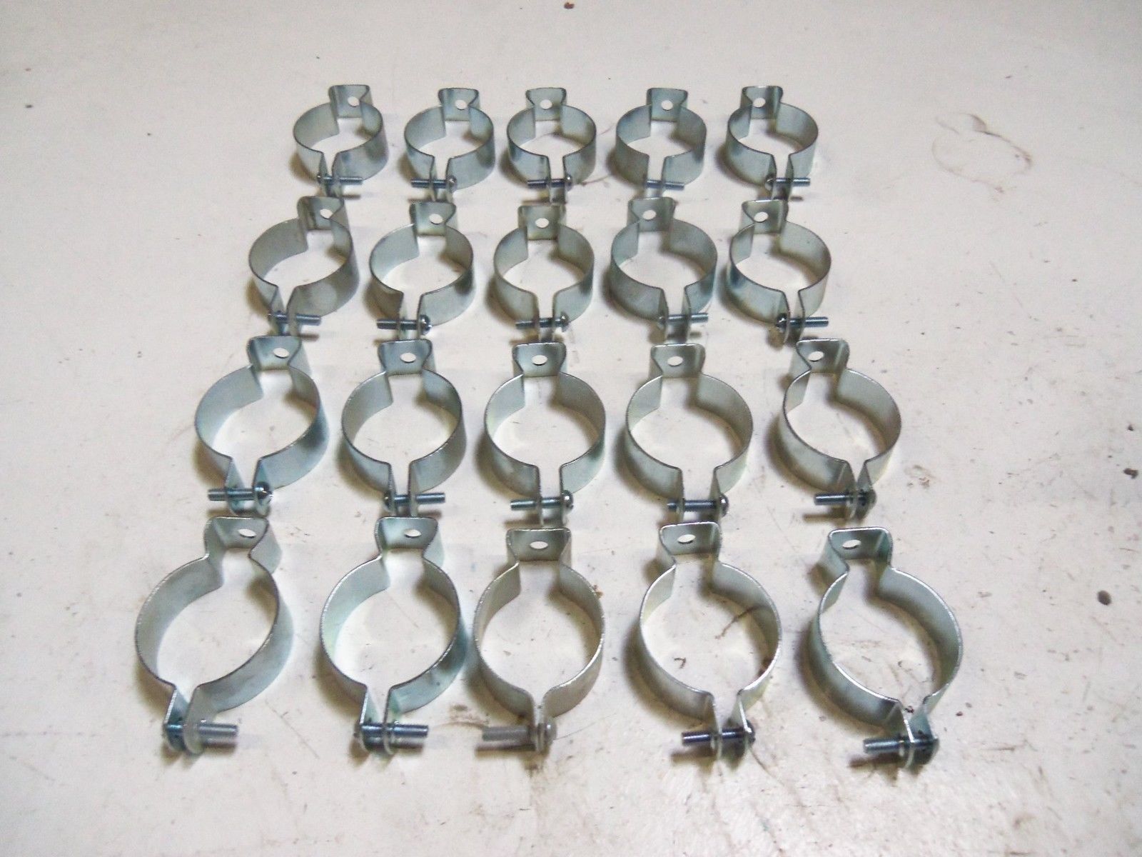 LOT OF 20 REGAL FITTINGS 8366-H CONDUIT HANGERS NSMP