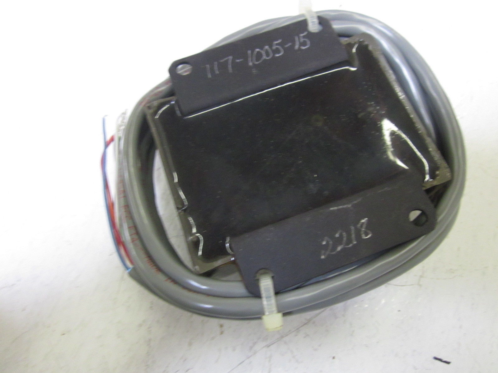 LOT OF 2 117-1005-15 UNMP