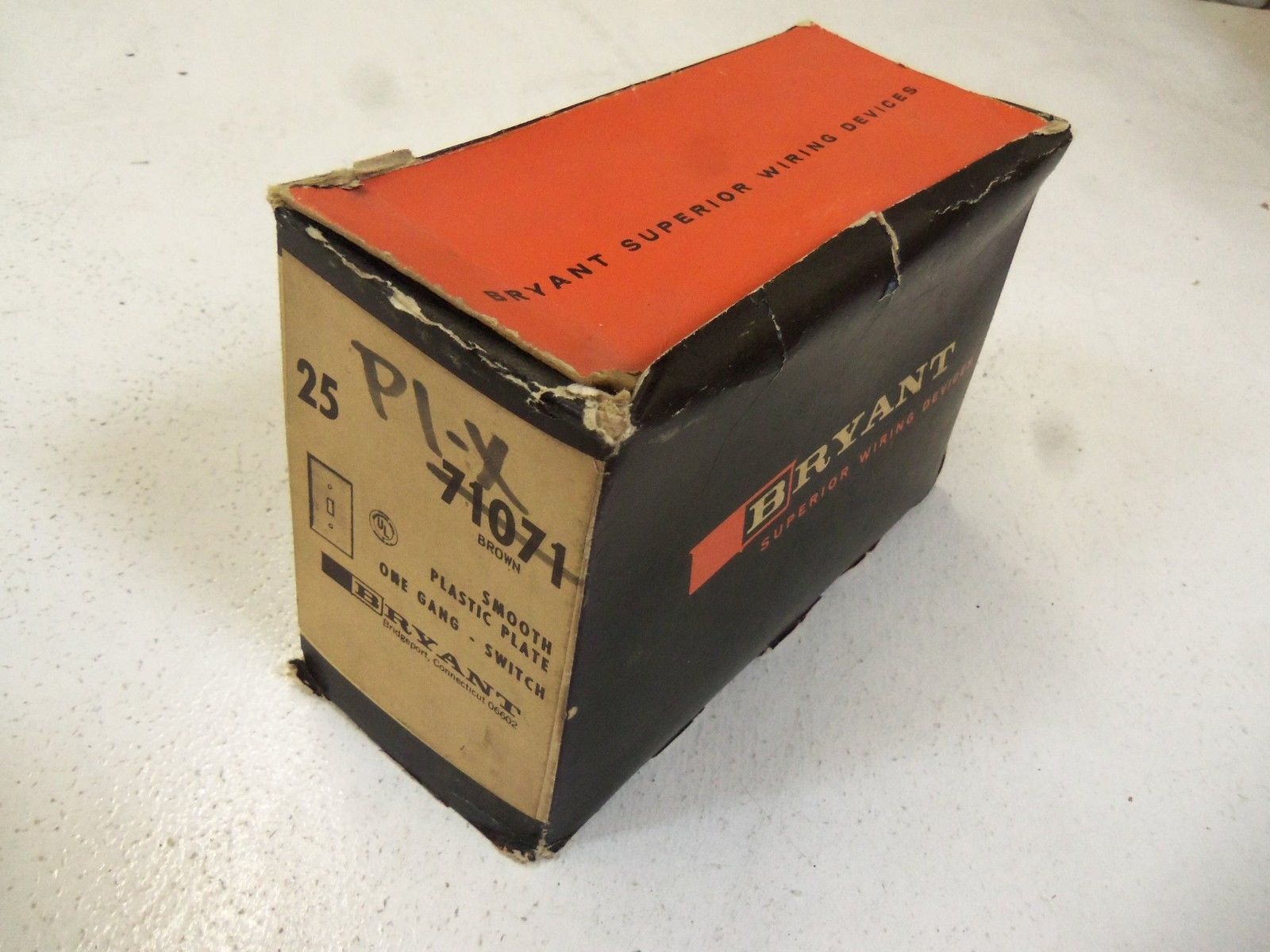 LOT OF 21 BRYANT 71071 NSMP