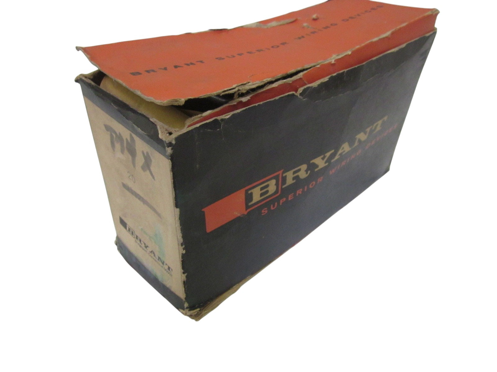 LOT OF 21 BRYANT 71121 NSMP