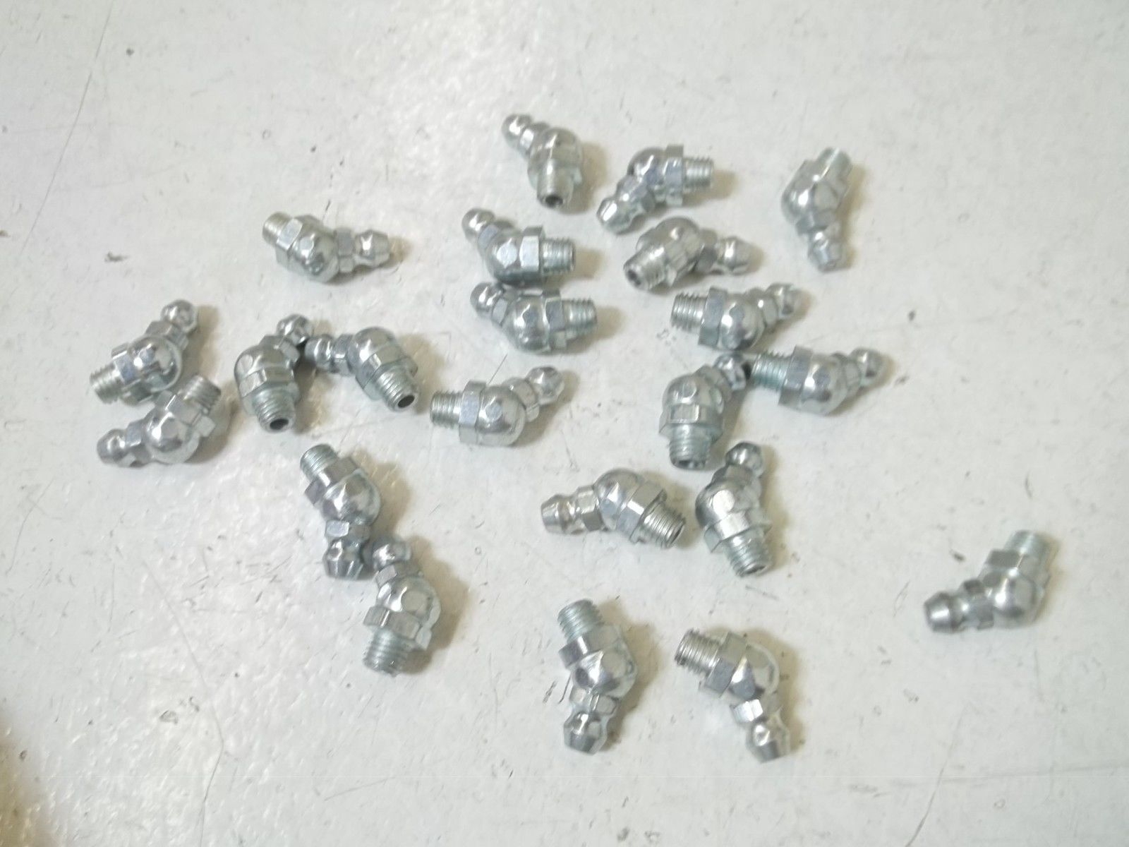 LOT OF 23 1637B FITTING 415 DEGREE-1/4" NSNP