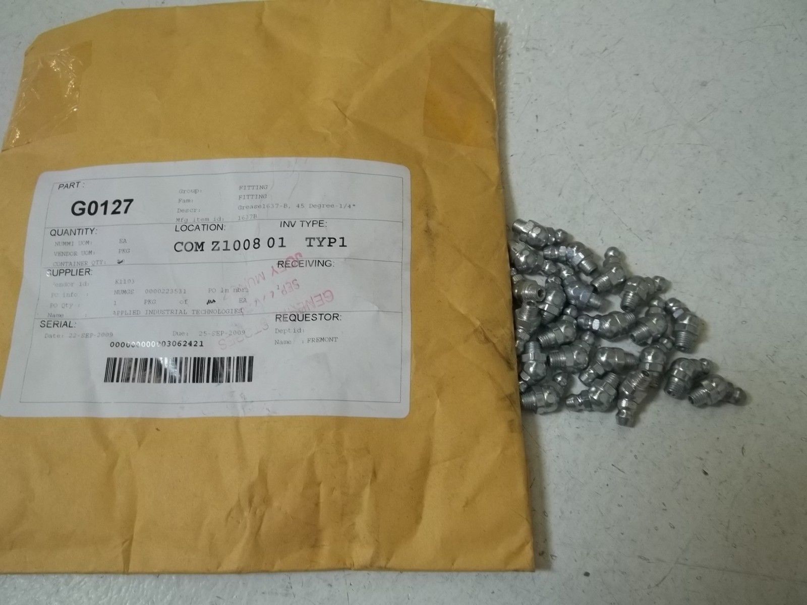 LOT OF 23 1637B FITTING 415 DEGREE-1/4" NSNP