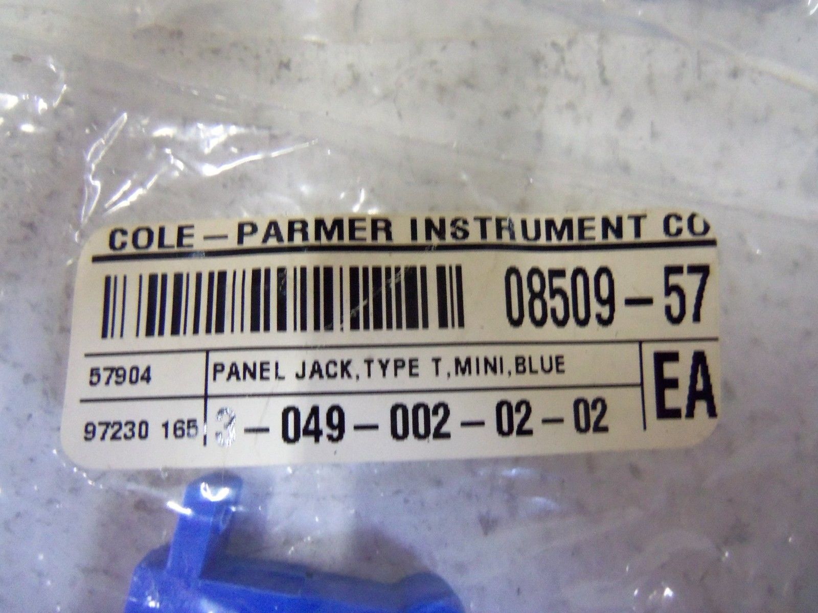 LOT OF 24 COLE-PARMER PANEL JACK, TYPE "T" BLUE 08509-57 NSMP